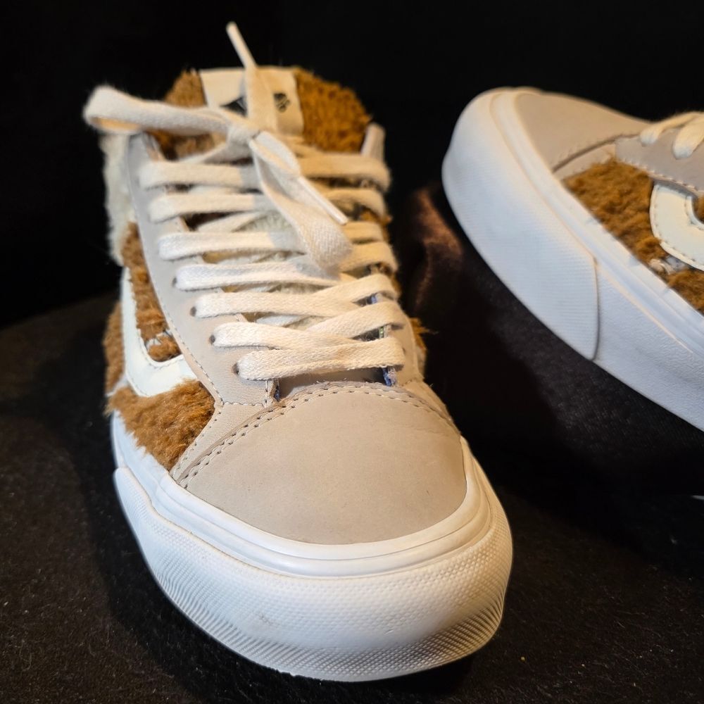 Vans Womens Size 6 - Picture 2 of 9